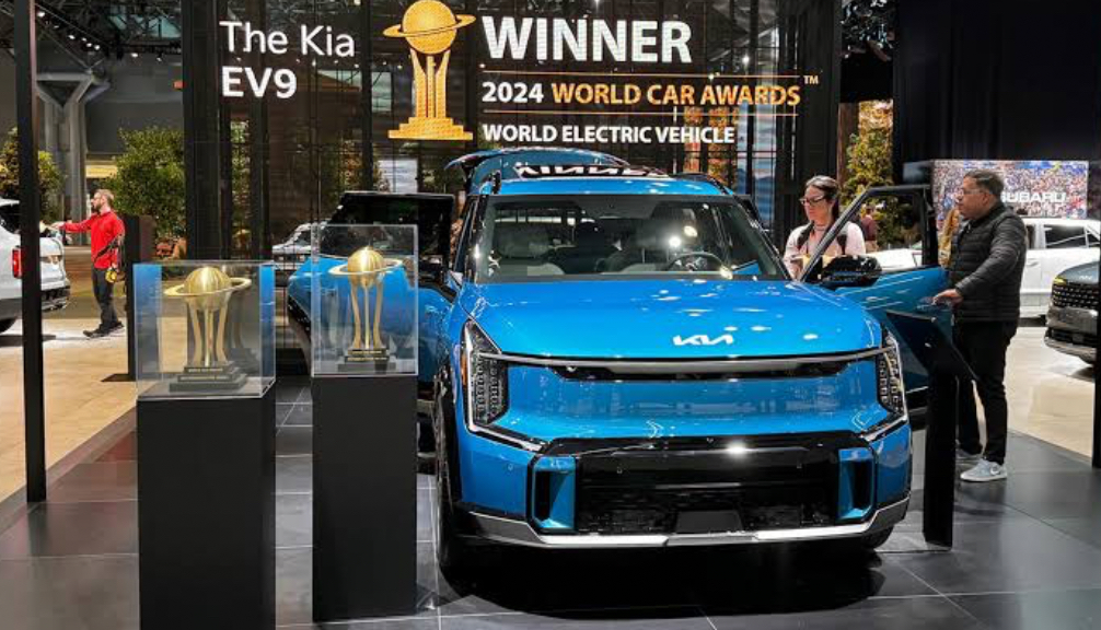 Kia EV9 Sweeps 2024 World Car Awards as World Car of the Year and Best Electric Vehicle