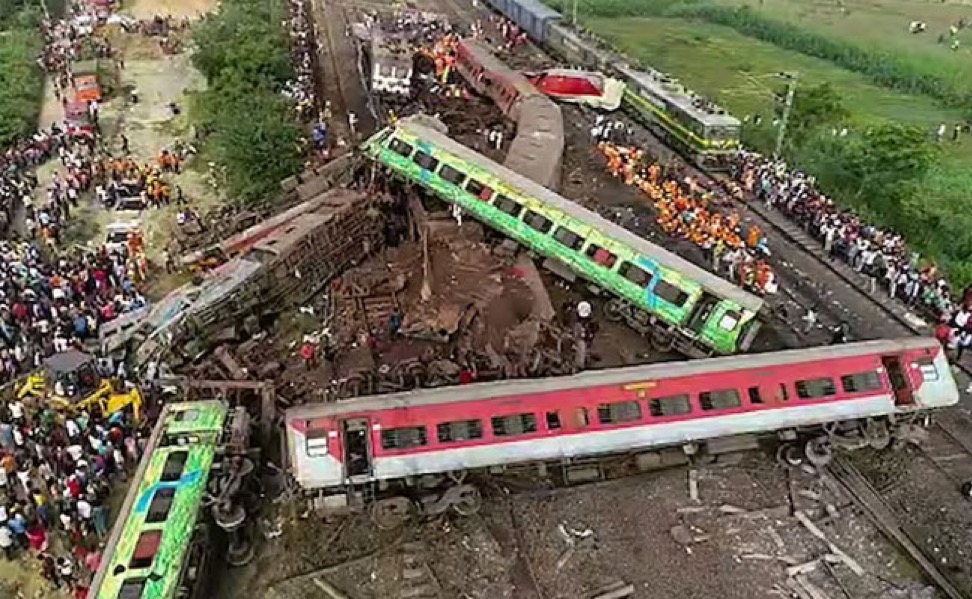 Photo Balasore Train Tragedy 