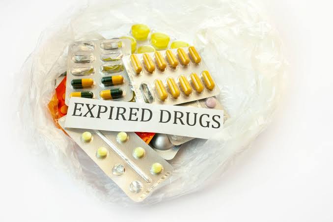 Consuming Expired Medicines One Month Late: Risks and Precautions Explained