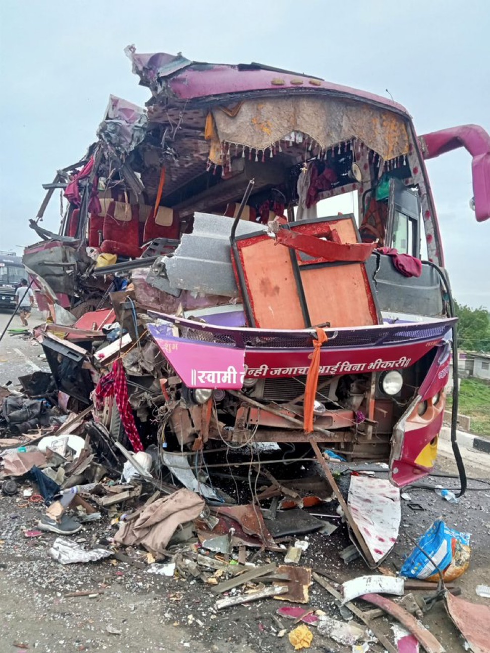 Photo 2 buses collide in Buldhana Maharashtra