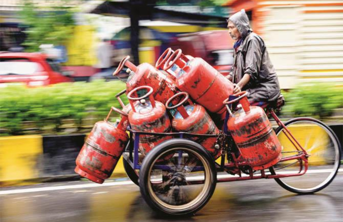 Photo LPG cylinder price reduced by Rs. 200 ahead of festive season 