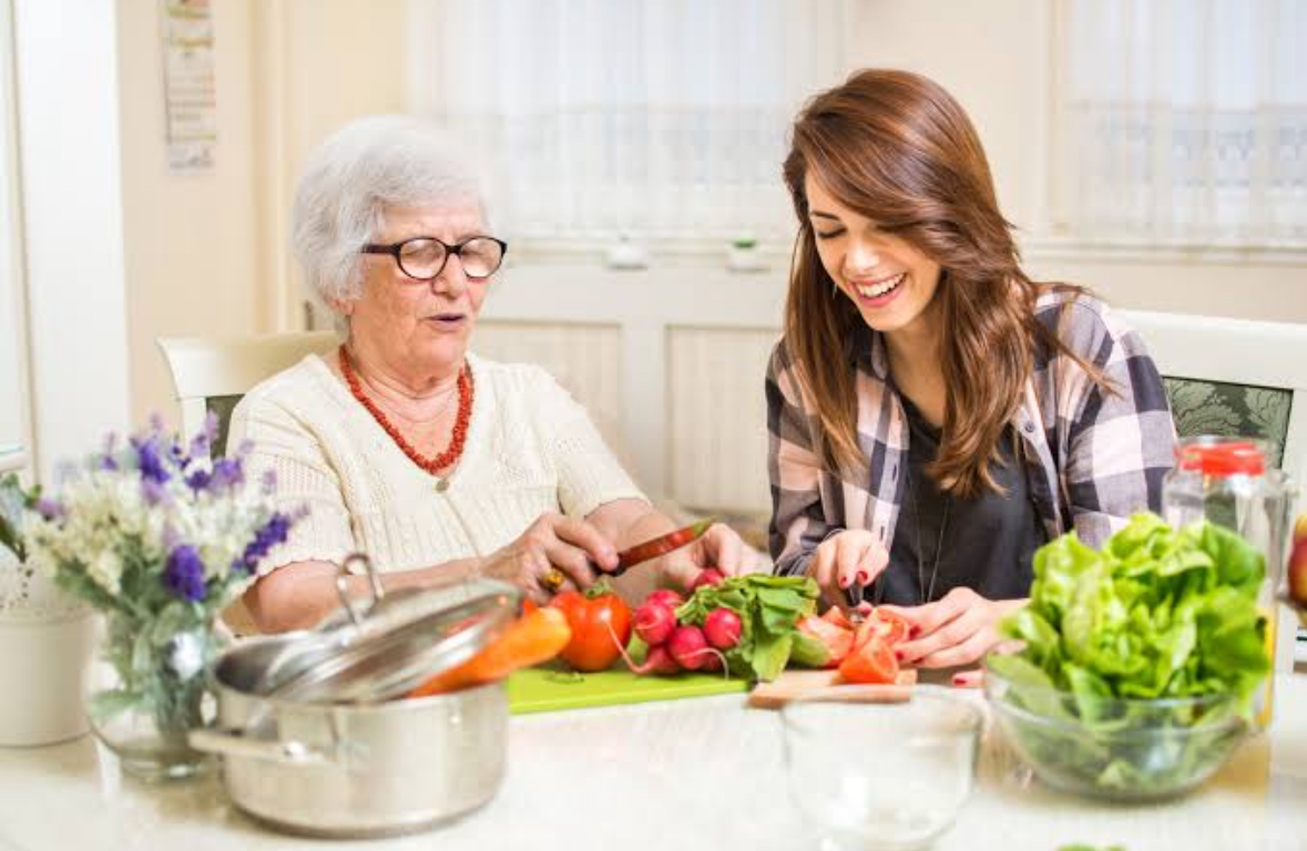 Photo Enhancing seniors' mental health