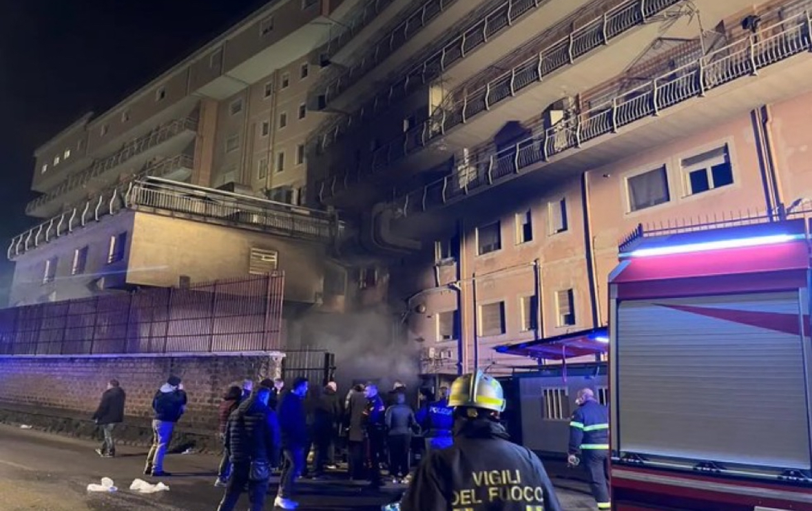 Fatal fire erupts in an Italian hospital, leaving 3 dead and several evacuated