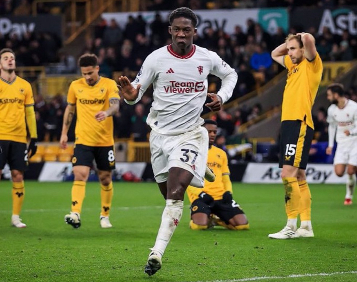 Kobbie Mainoo's late goal gives Man United a 4-3 triumph over Wolves