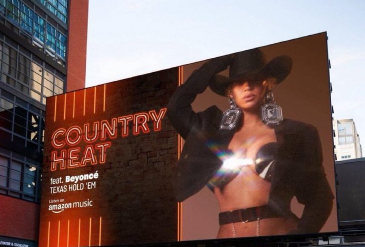 Beyonce Makes History by Topping Billboard's Country Music Chart with 'Texas Hold Em'