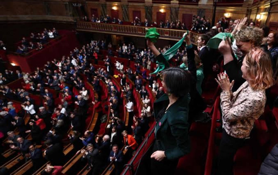 France makes history by establishing abortion as a constitutional right