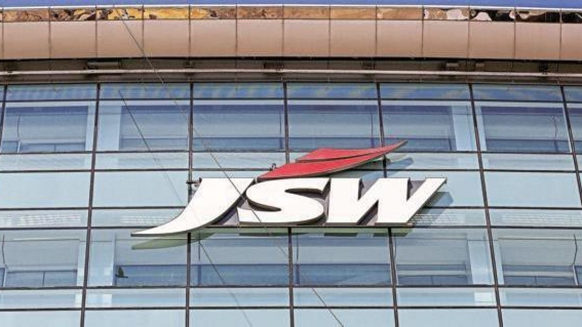 JSW Group to Relocate Rs 40,000-Crore Electric Vehicle Project from Odisha to Maharashtra