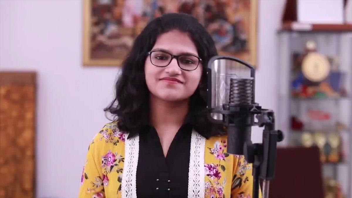 Suchetha Satish Makes Guinness Record By Singing In 140 Languages