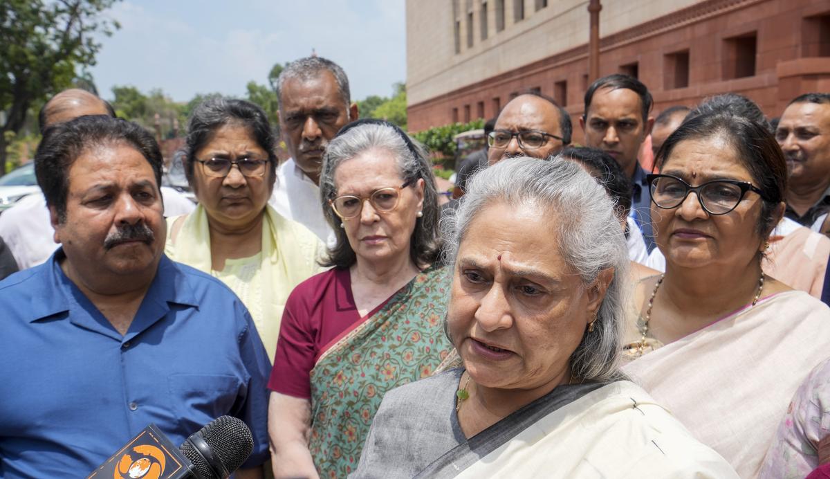 jaya bachchan parliament