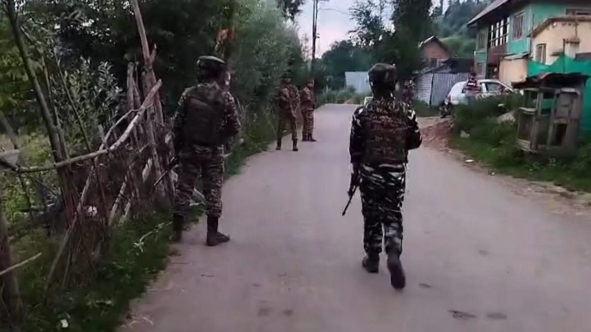 Rewrite the following news headline short and simple:  3 terrorists killed in Baramulla encounter after 2 Army soldiers died in Kishtwar ahead of PM Modi's Kashmir visit today