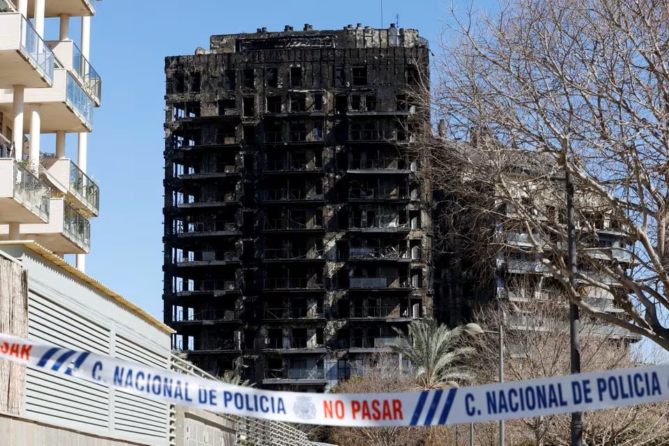 photo:apartment building where a fire occurred in Valencia, Spain, February 23, 2024