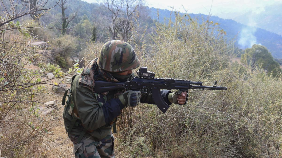 operation sindoor: shelling by pakistani troops in j&k's poonch, kupwara, baramulla, uri and akhnoor areas