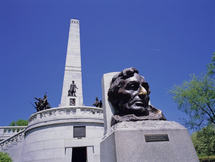 Lincoln Statue