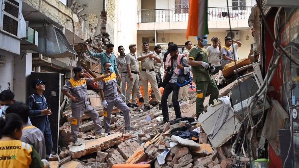 Satya Niketan Collapse