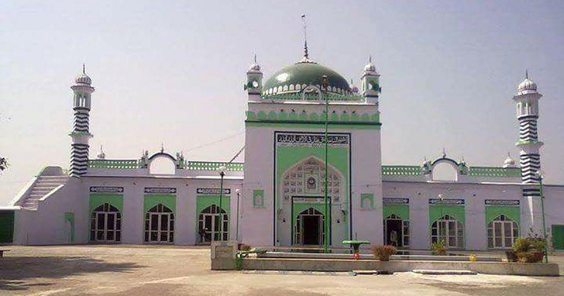 Supreme Court Halts Sambhal Mosque Survey, Calls for Peace and Harmony