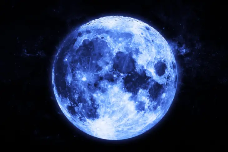 How is 2023's super blue moon different from supermoons and blue moons?