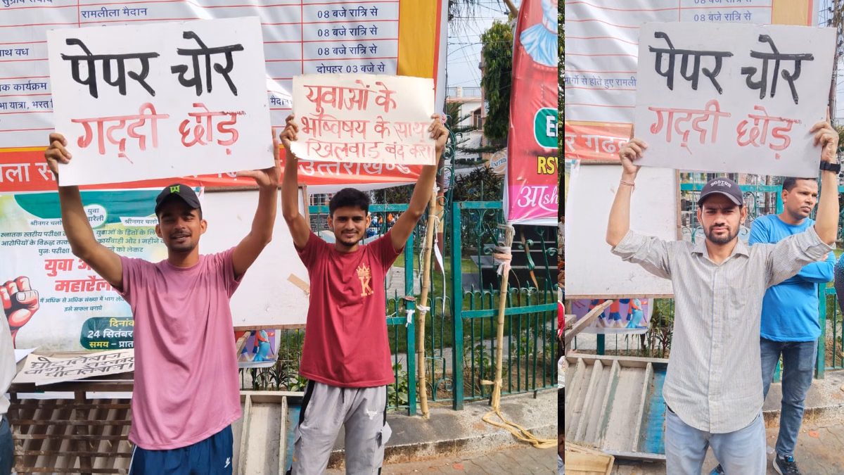 students protest in uttarakhand
