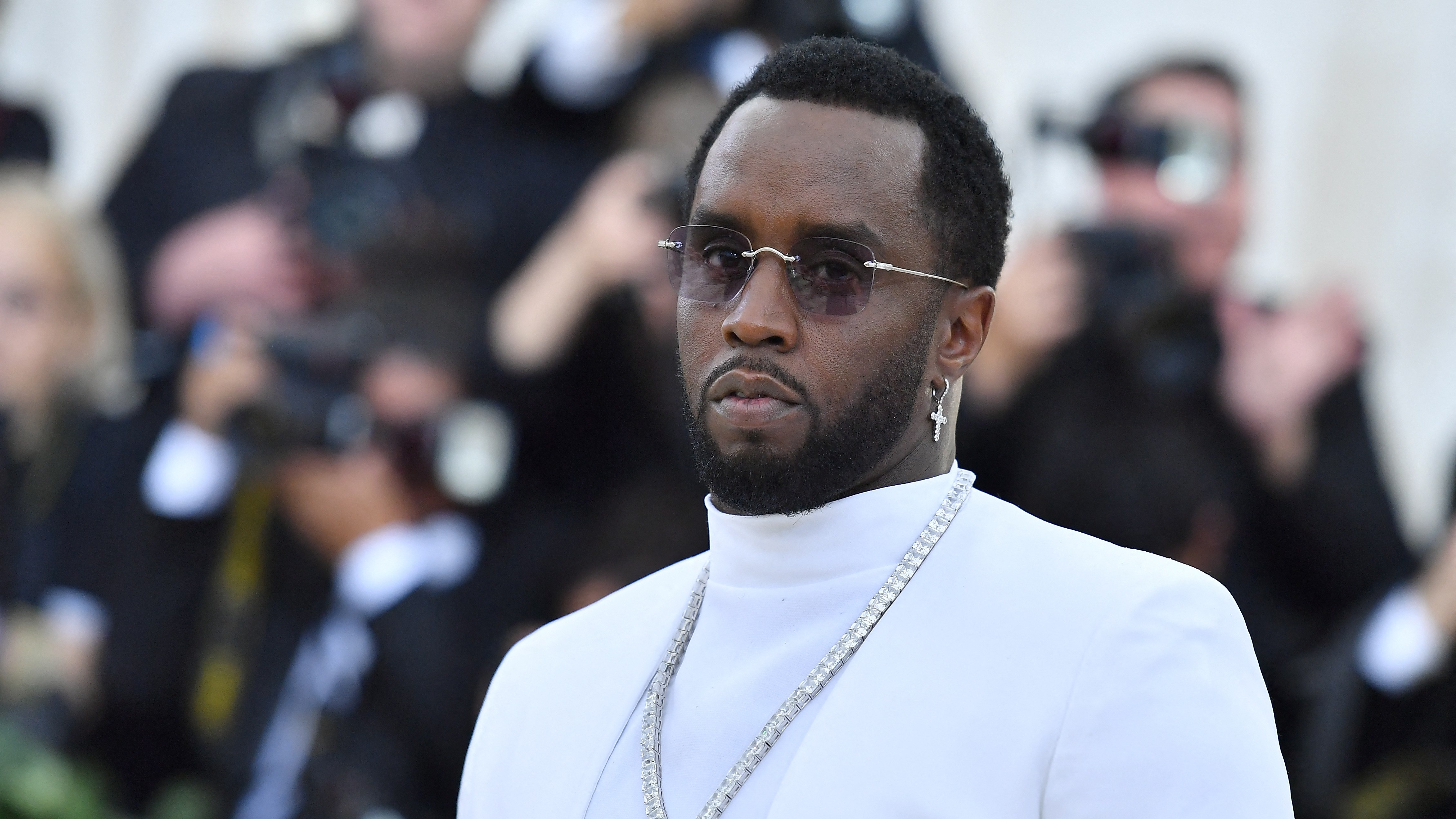 Federal Agents Raid Sean 'Diddy' Combs' Residences Amid Ongoing Investigation