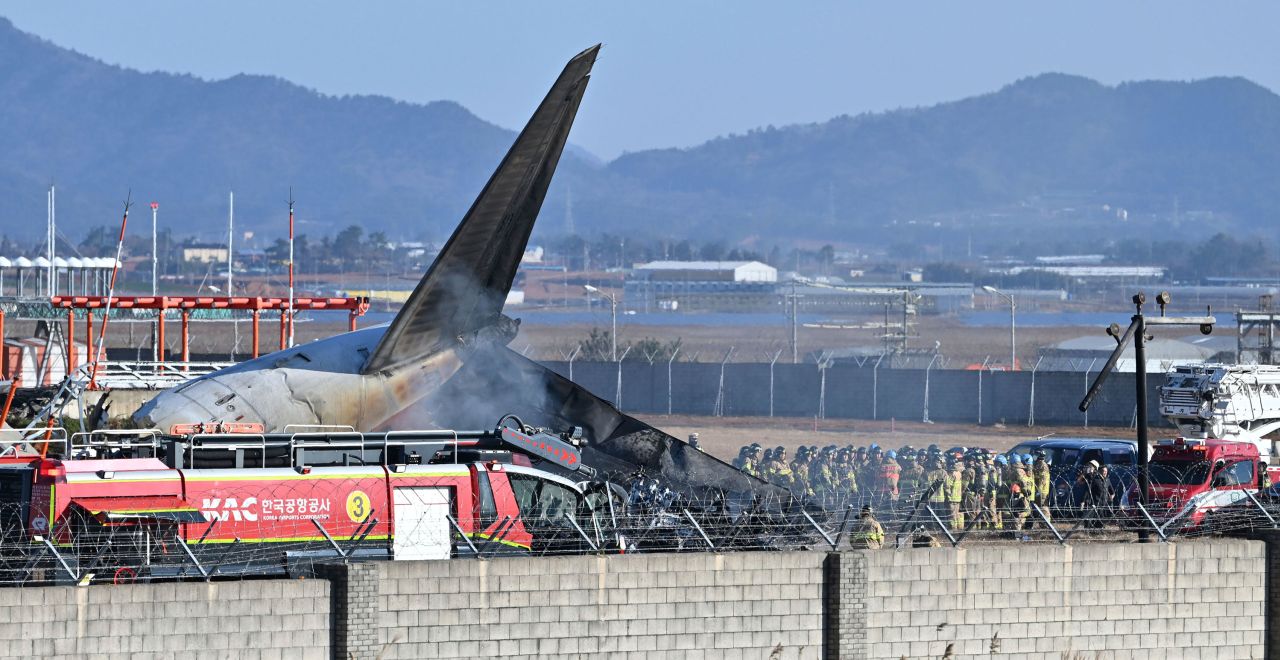 South Korea Plane Crash: 120 Confirmed Dead, 2 Rescued so far