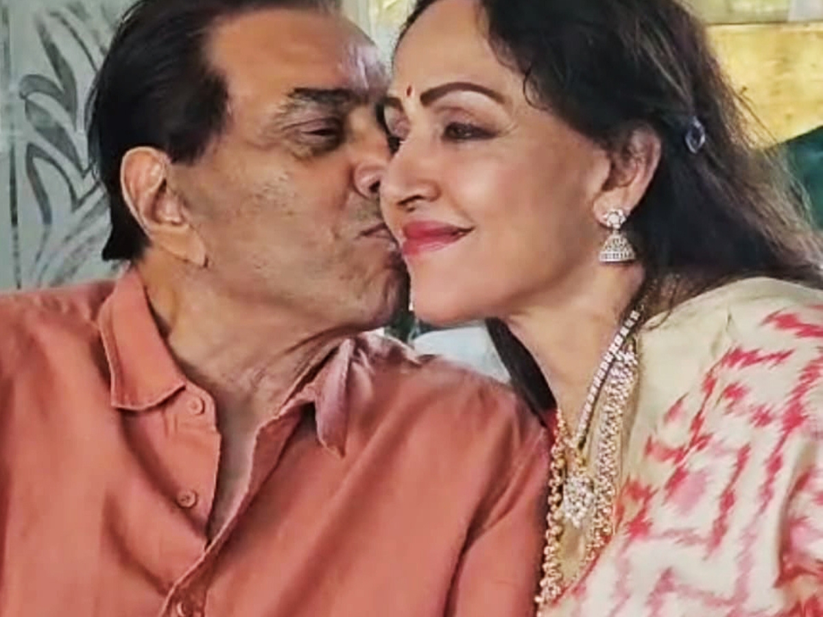 Dharmendra Dies at 89