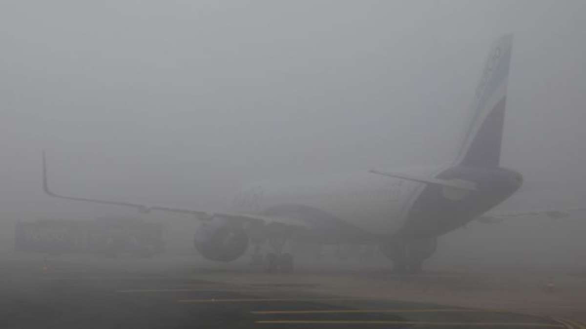 Dense Fog Disrupts Flights and Trains as Visibility Drops Across North India