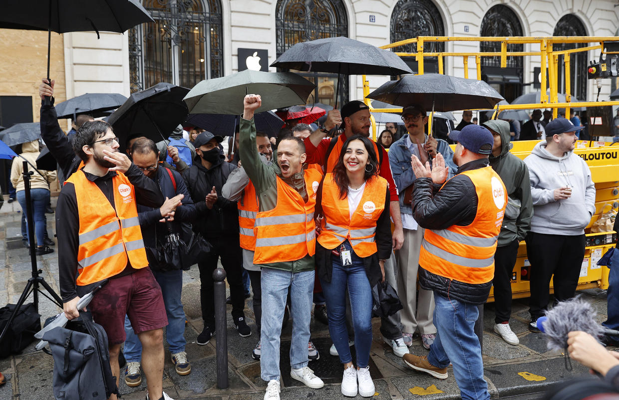 Photo: Still from the strike