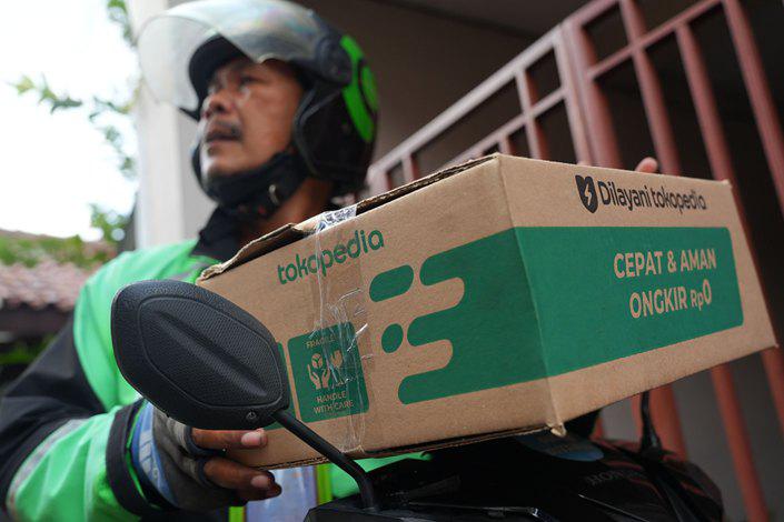 TikTok plans to resume operations in Indonesia through a partnership with GoTo, the owner of the popular local online shopping platform Tokopedia.