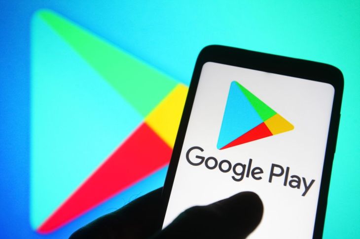 Google pulls popular Indian apps from store over fee dispute