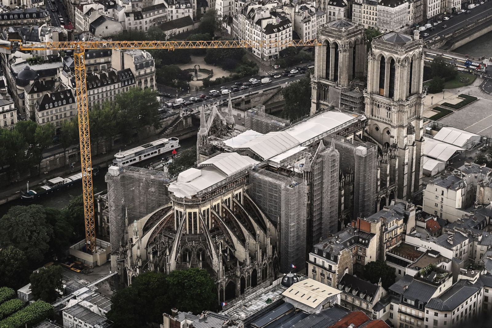photo: Notre Dame Cathedral in Paris