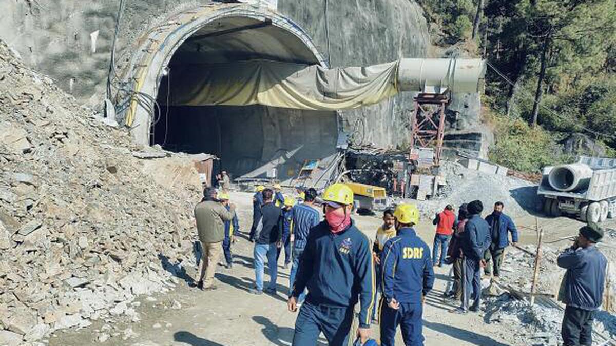 Tunnel Collapse Traps 40 Workers on Yamunotri National Highway in Uttarakhand