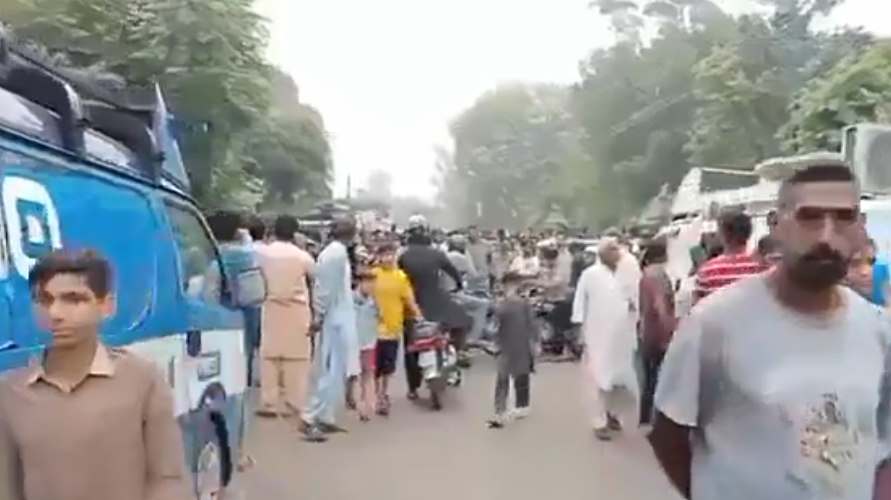 Bomp drop in lahore