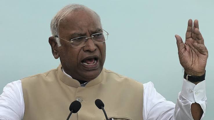 FIR against Rahul Gandhi for giving 'casteist spin' to Kharge 'purification' row