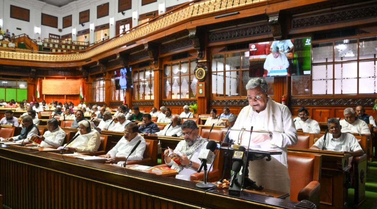 Karnataka to Ban Social Media for Children Under 16: Key Details from the 2026–27 Budget