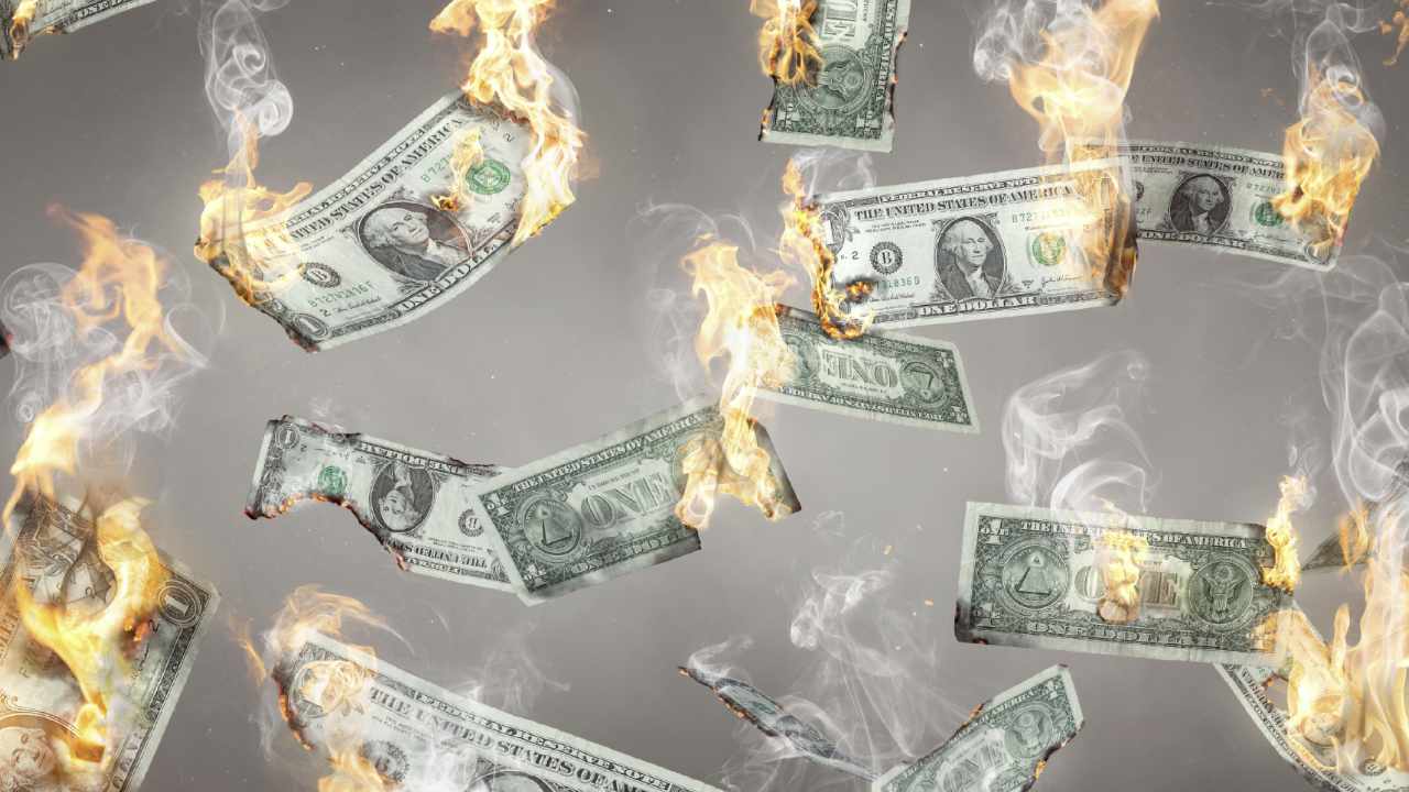 Robert Kiyosaki Warns of US Dollar’s Fall, Urges Investors to Buy Gold, Silver, Bitcoin, and Ethereum