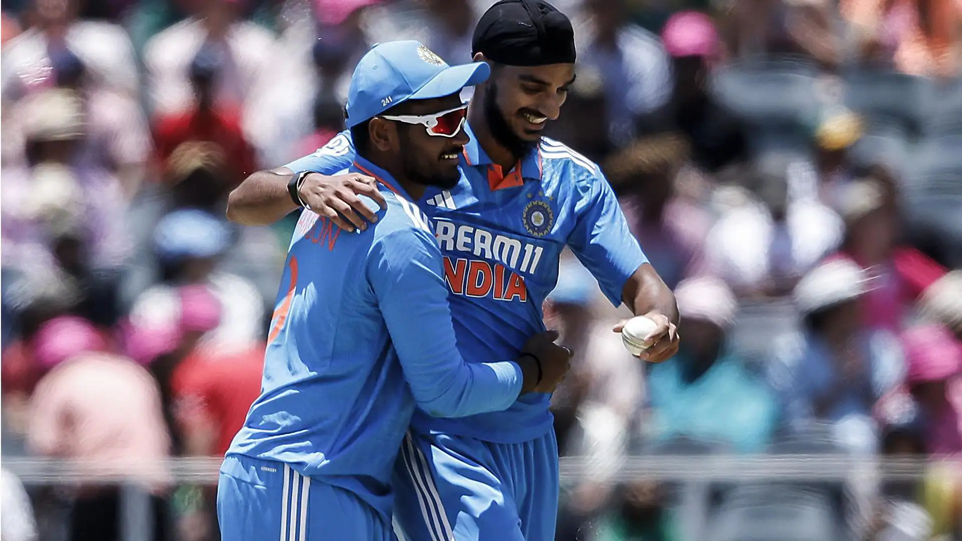 IND thrashes SA by 8 wickets in 1st ODI, takes 1-0 series lead