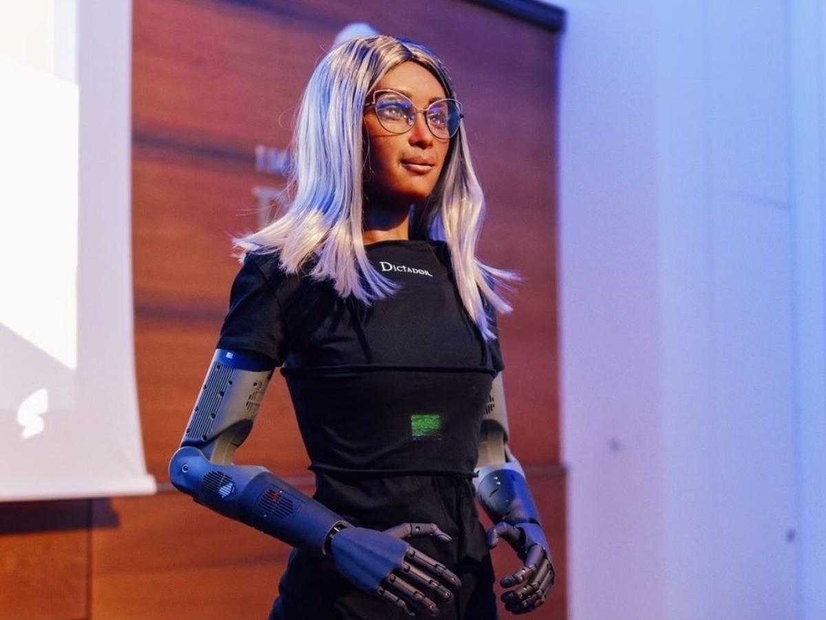 Pic: Mika: World's first AI human-like robot CEO