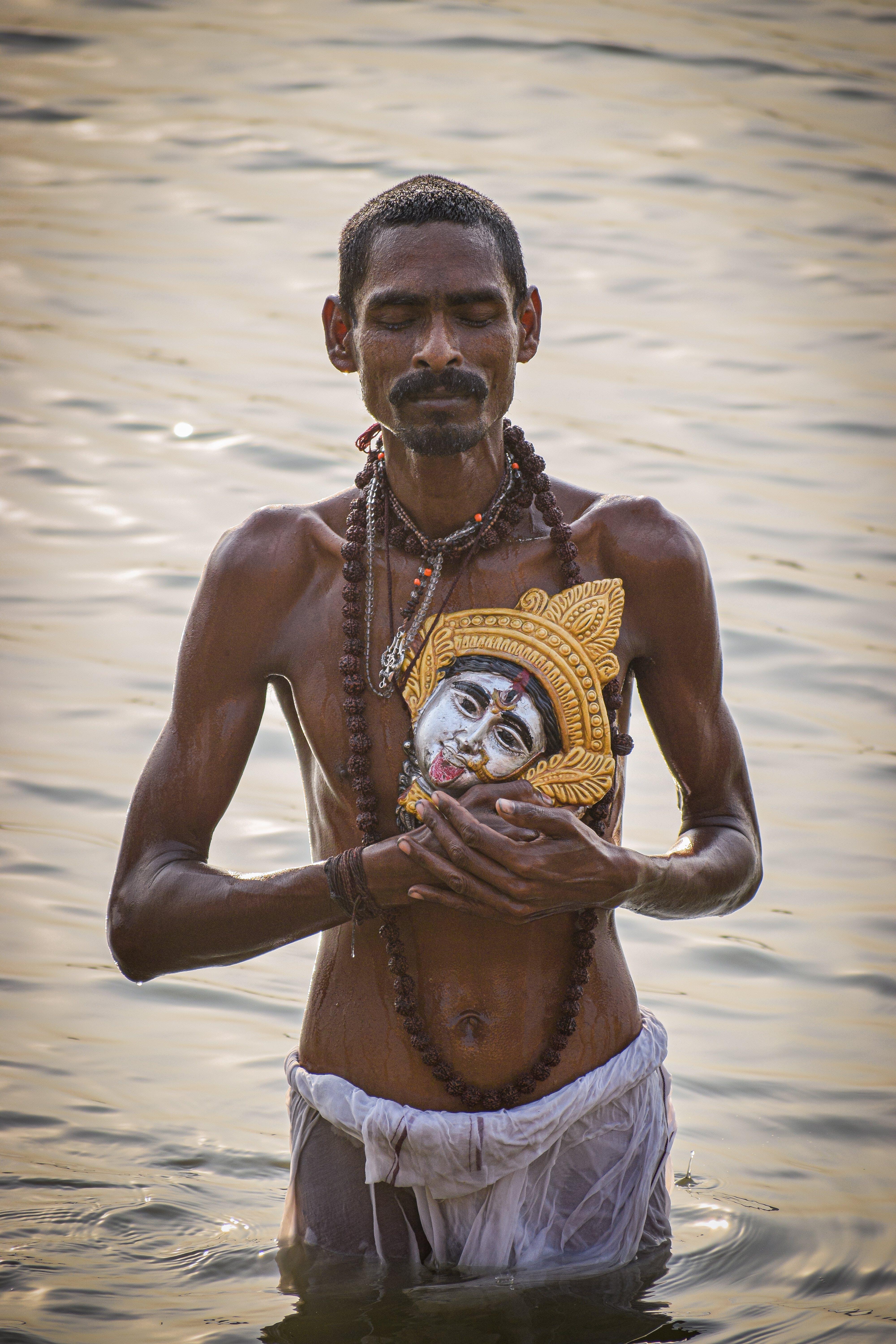 Diwali Dichotomy - Contrasting Social Realities of Kali Puja in Kolkata and North Indian Ram-based Diwali