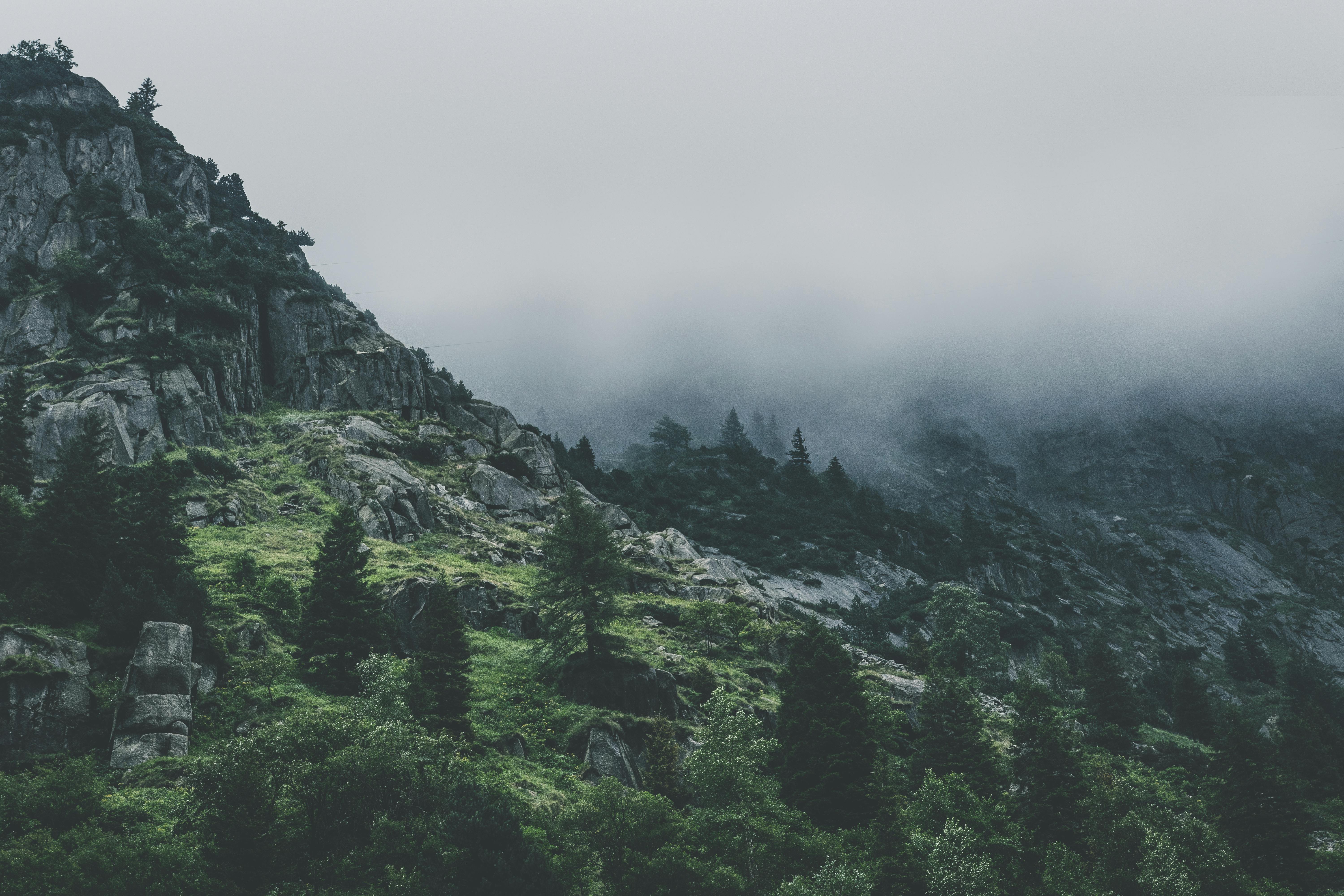 beautiful mountains in india