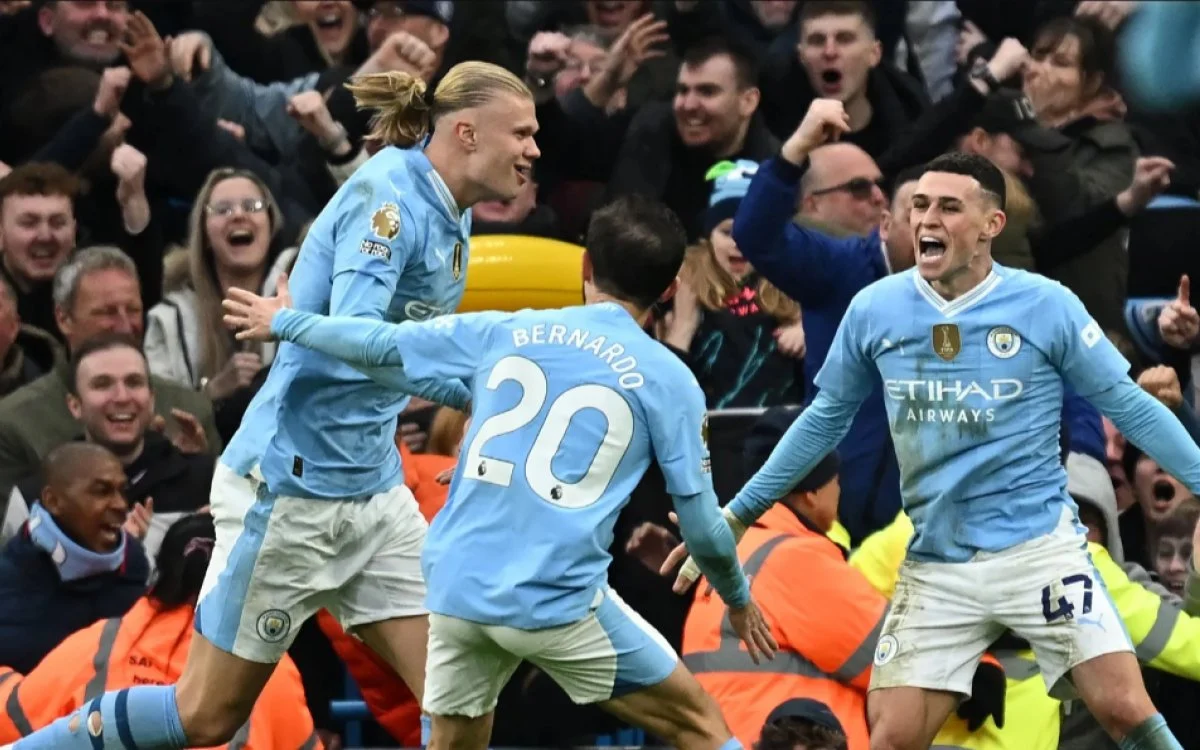 Foden inspires Man City to turnaround win over Man Utd