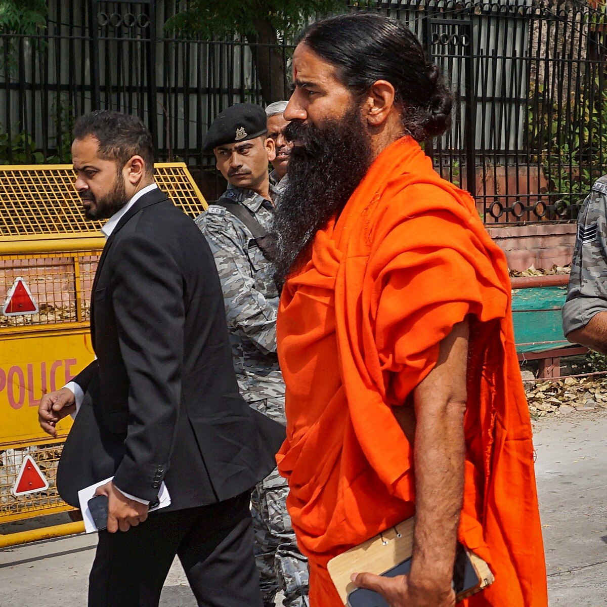 SC Orders Uttarakhand govt to decide on suspension of 14 Patanjali products