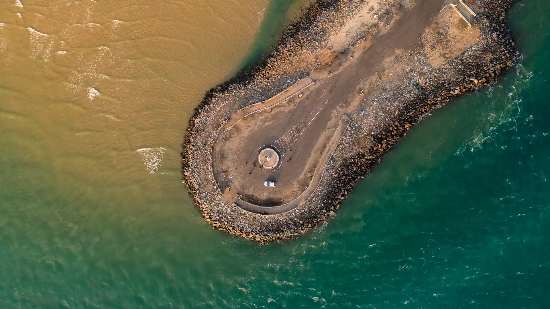 Dhanushkodi Beach image