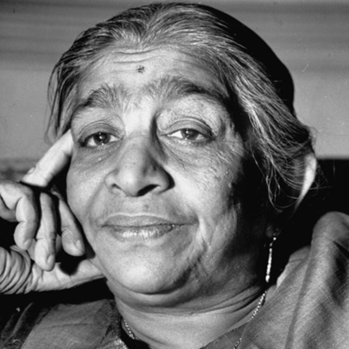 Celebrating Sarojini Naidu's Birth Anniversary And Her Legacy