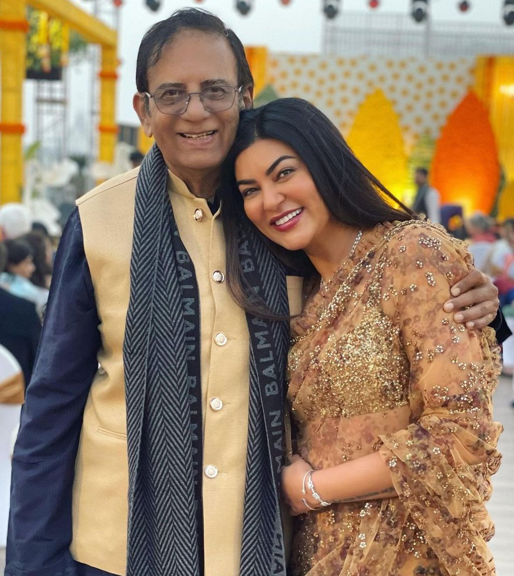 Sushmita Sen with her father