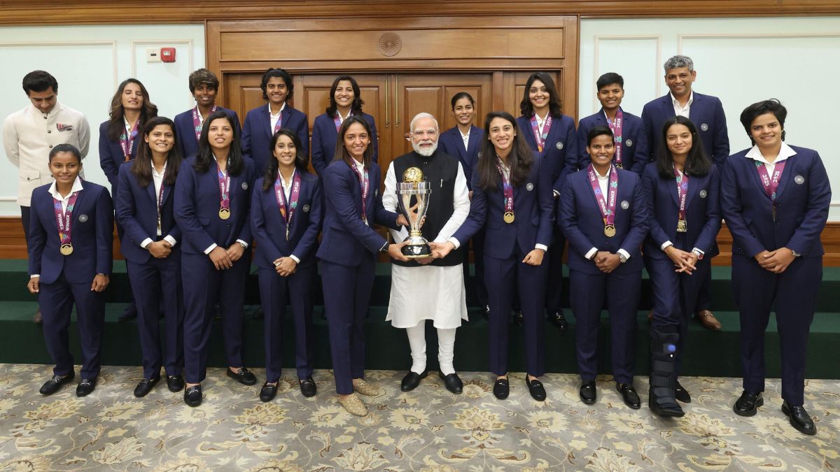PM Modi Congratulates India’s World Cup-Winning Women’s Cricket Team