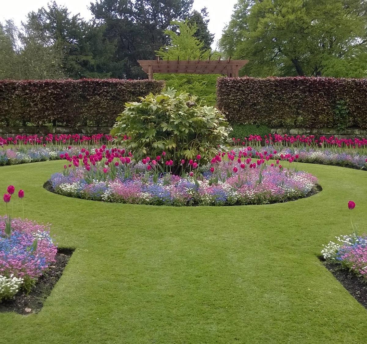 The gardens at Walton Hall 