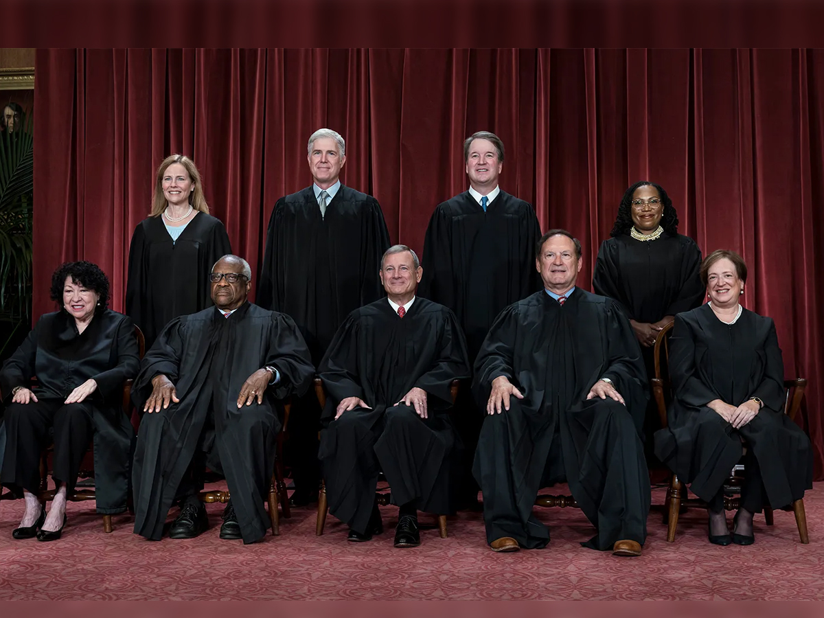 US Supreme Court Strikes Down Trump’s Global Tariffs